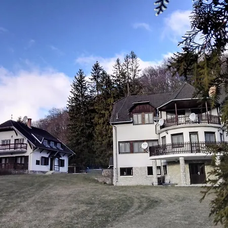 Bed & Breakfast Penzpataki Vadaszhaz 3*