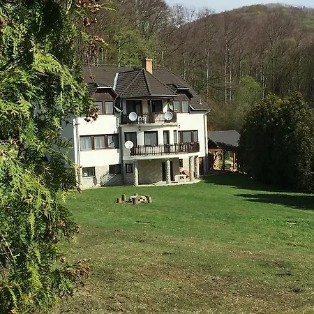 Bed & Breakfast Penzpataki Vadaszhaz 3*